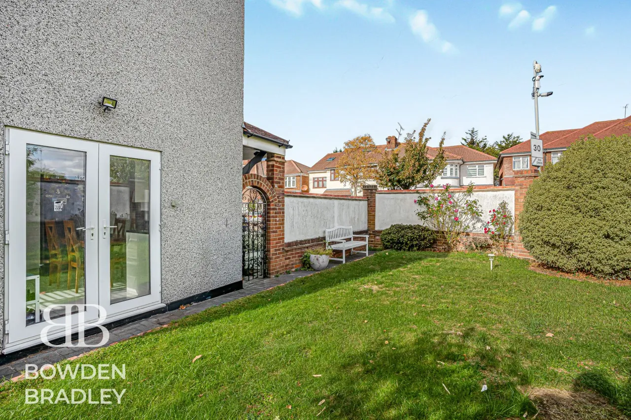 Lord Avenue, Clayhall, IG5, photo 25