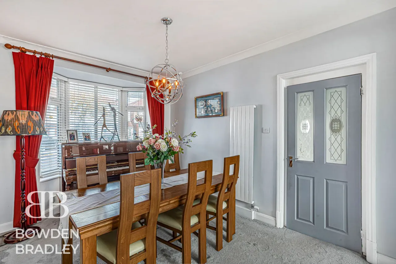 Lord Avenue, Clayhall, IG5, photo 12