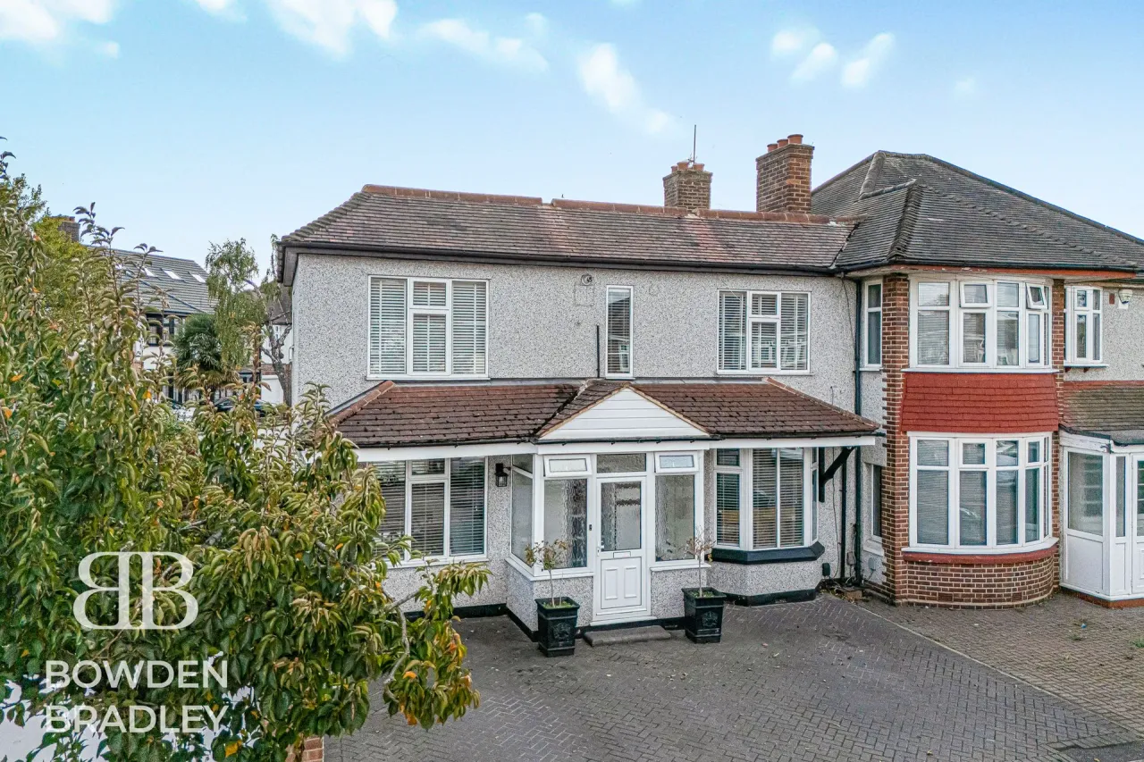 Lord Avenue, Clayhall, IG5, photo 58