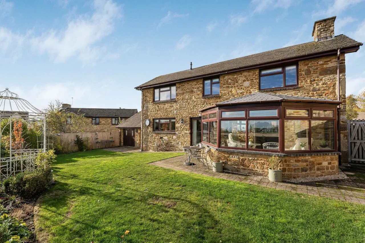 Yew Tree Rise, Croughton, NN13, photo 9