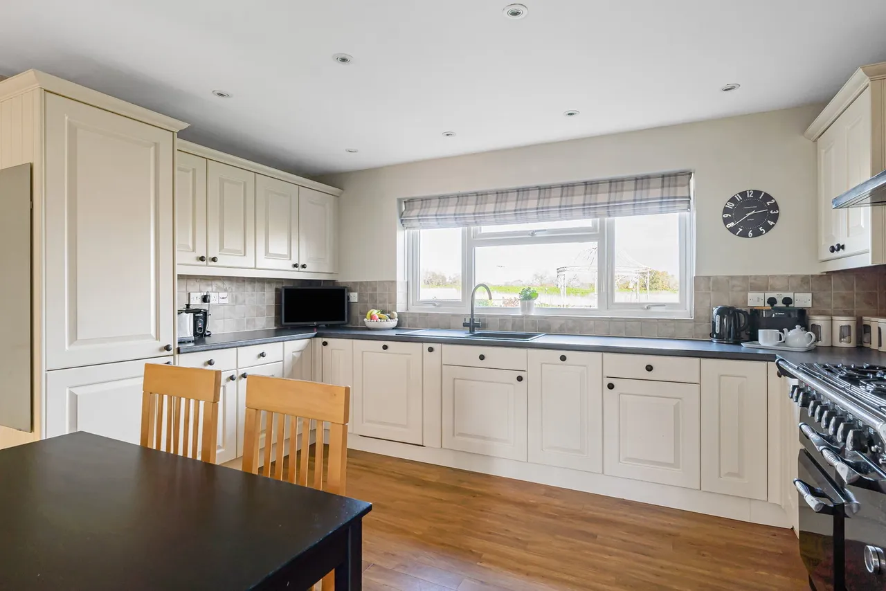 Yew Tree Rise, Croughton, NN13, photo 5