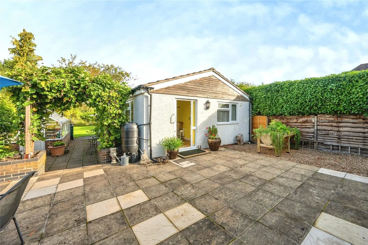 Rouncil Lane, Kenilworth, CV8, photo 11