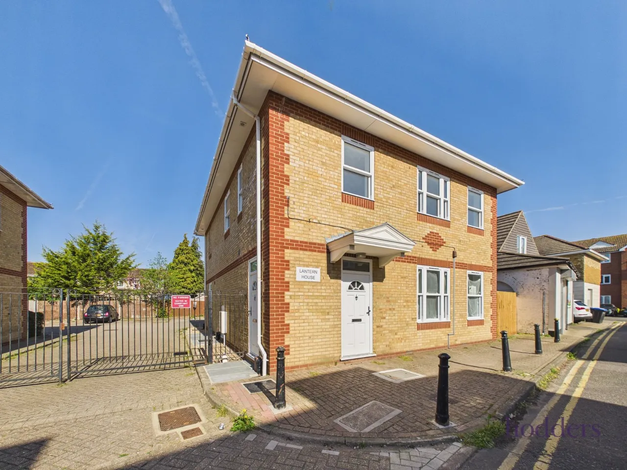 Gogmore Lane, Chertsey, KT16, photo 2