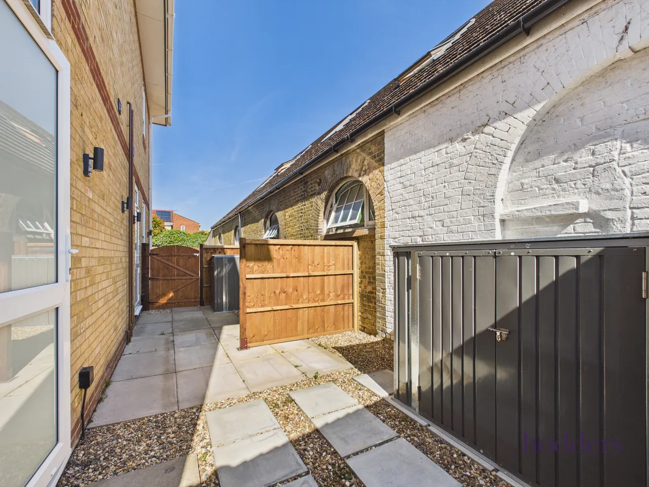 Gogmore Lane, Chertsey, KT16, photo 4