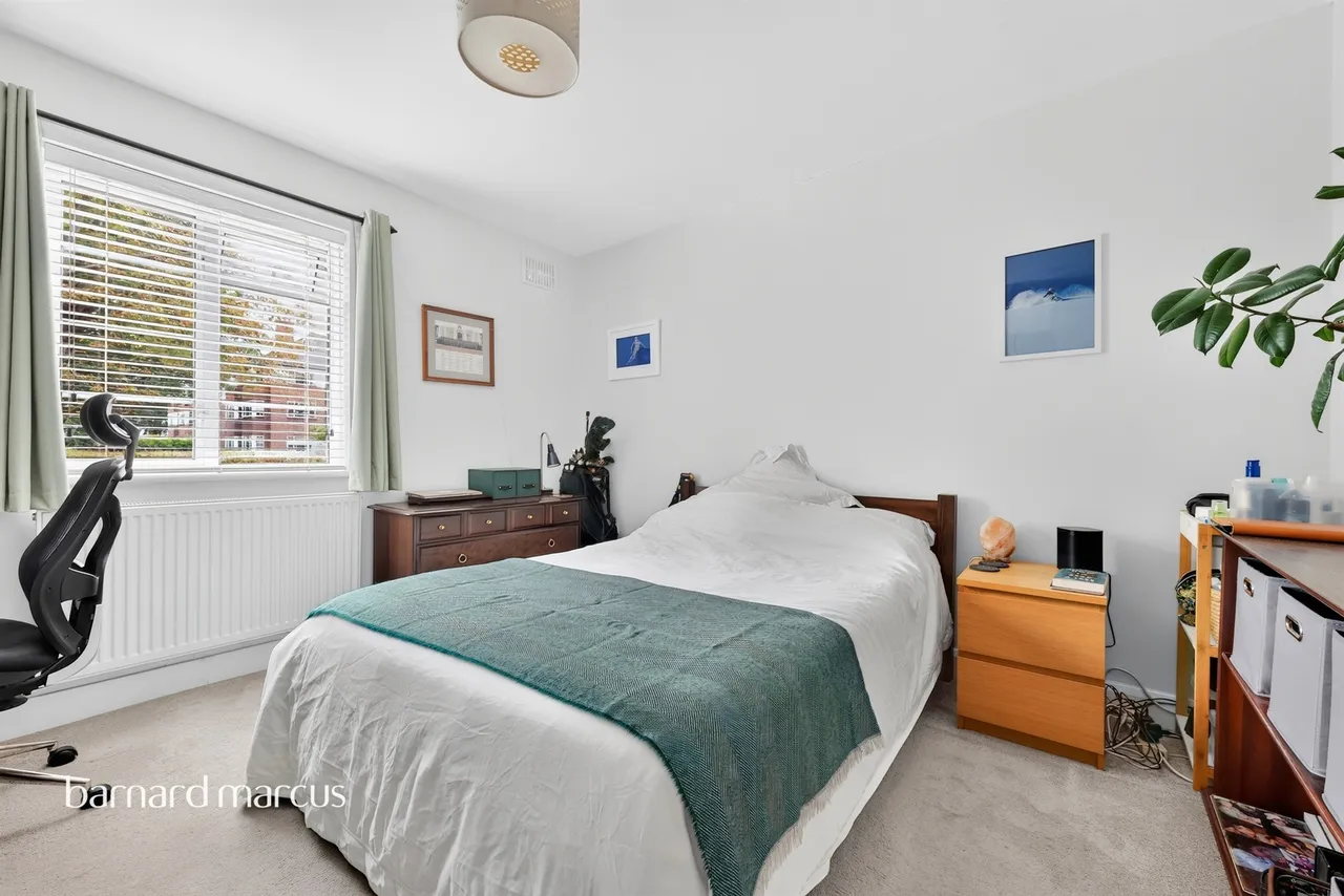 St. Leonards Road, London, SW14, photo 19
