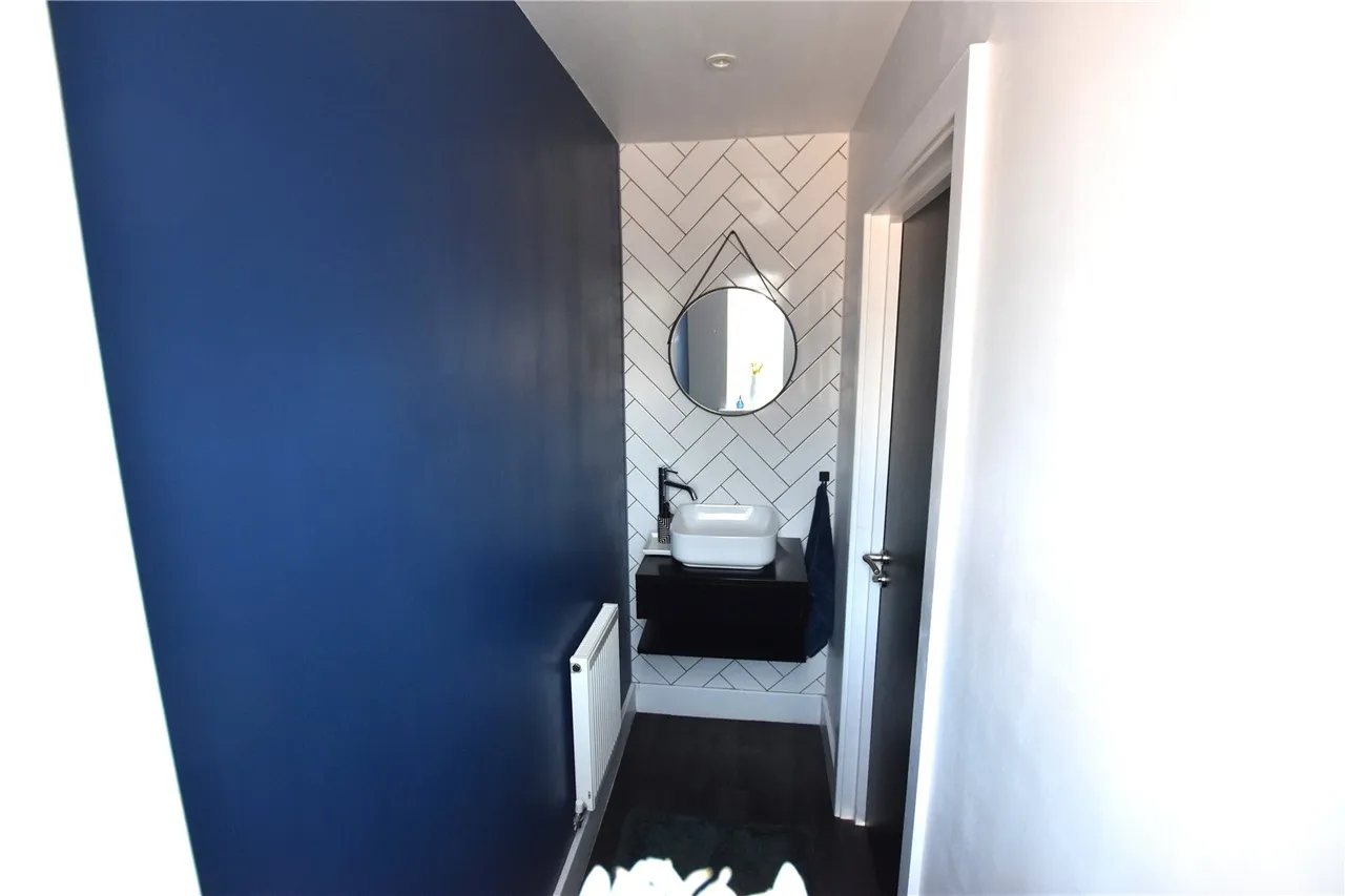 Reading Road, Farnborough, Hampshire, GU14 6NH, photo 16
