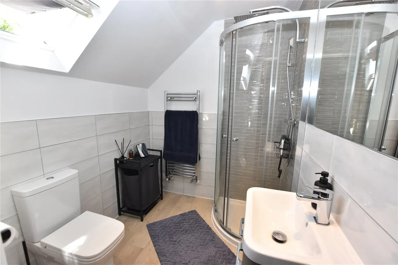 Reading Road, Farnborough, Hampshire, GU14 6NH, photo 10