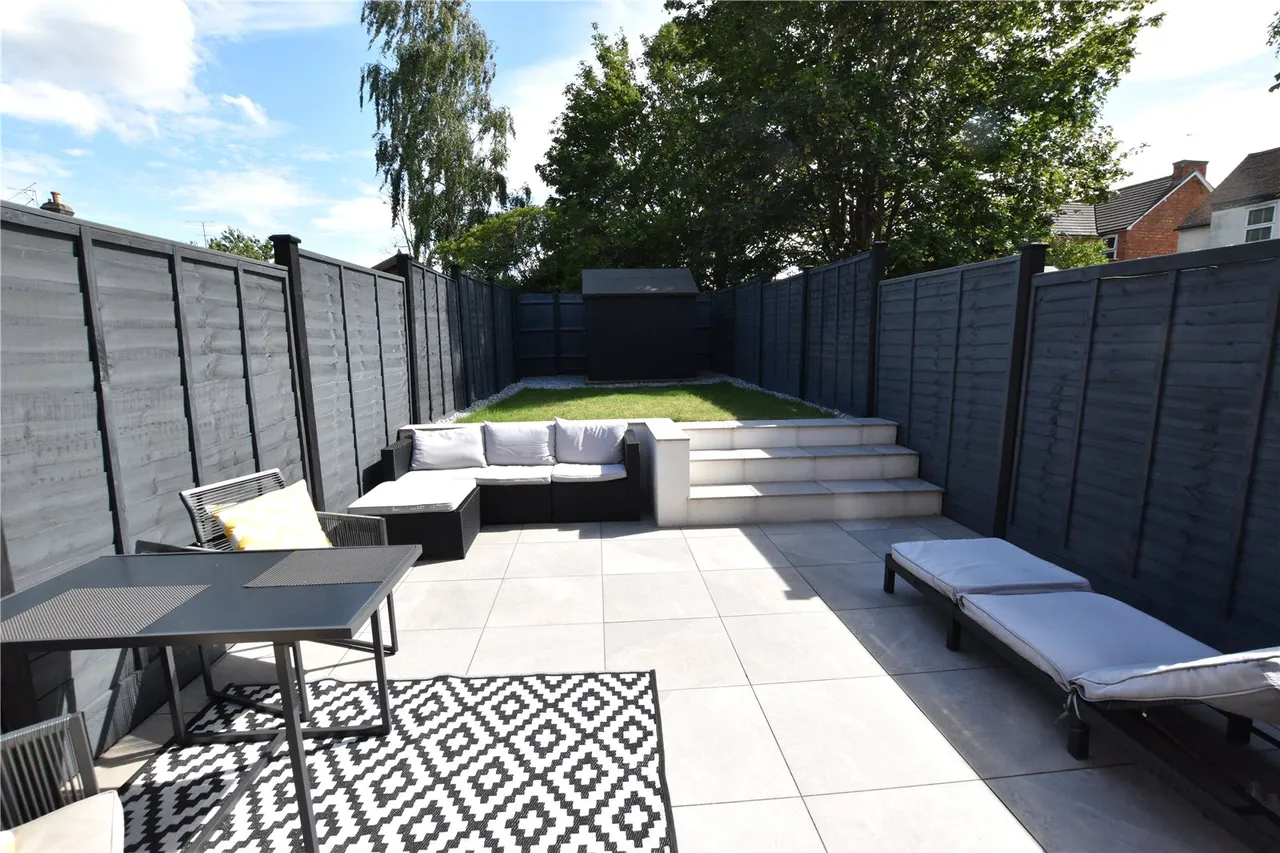 Reading Road, Farnborough, Hampshire, GU14 6NH, photo 14
