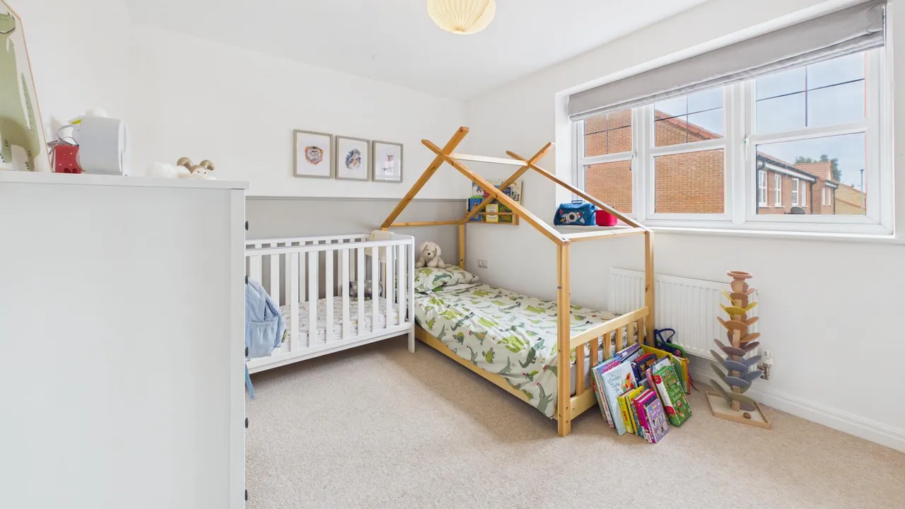 Bramble Close, Newborough, PE6, photo 10