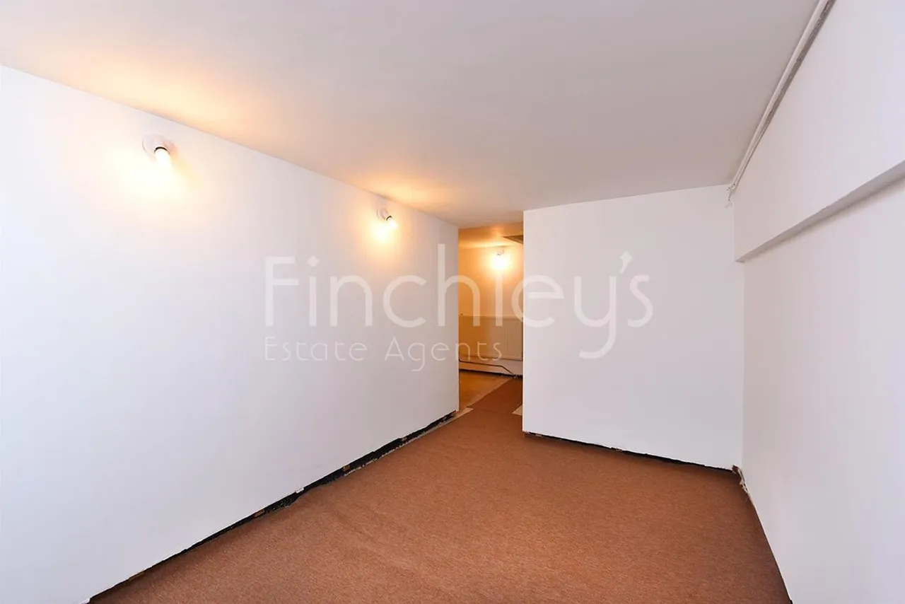 Elm Park Road, London, N3, photo 8