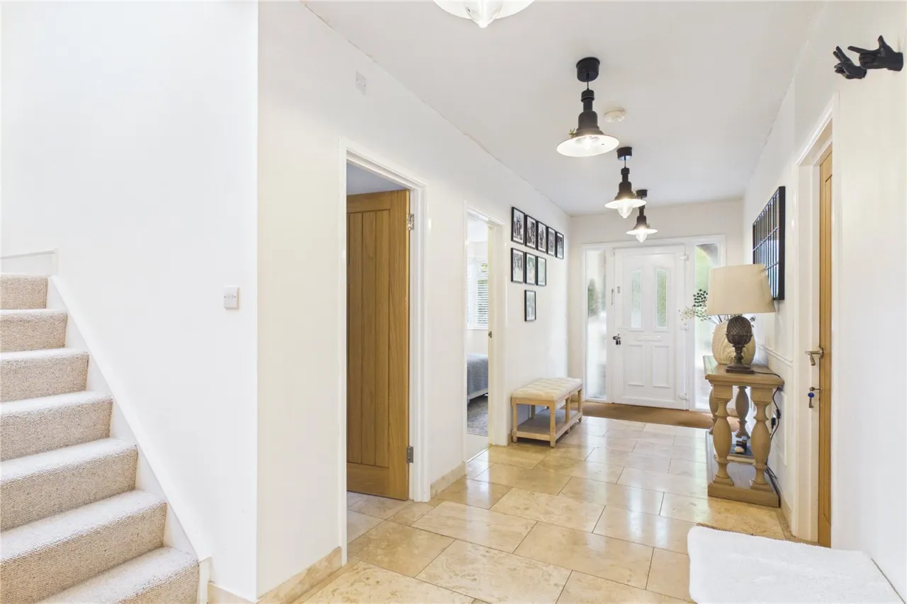 Newtown, Upper Basildon, RG8, photo 8