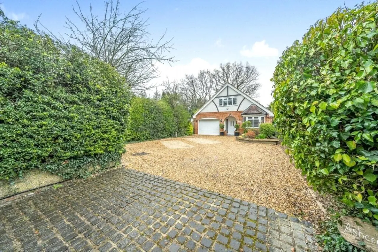4 bed house for sale, Newtown, Upper Basildon, RG8