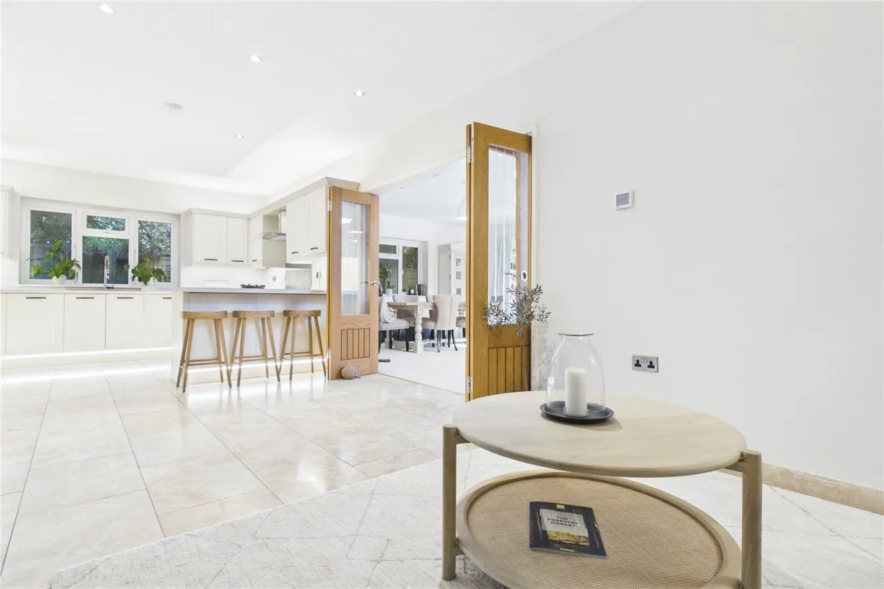 Newtown, Upper Basildon, RG8, photo 12