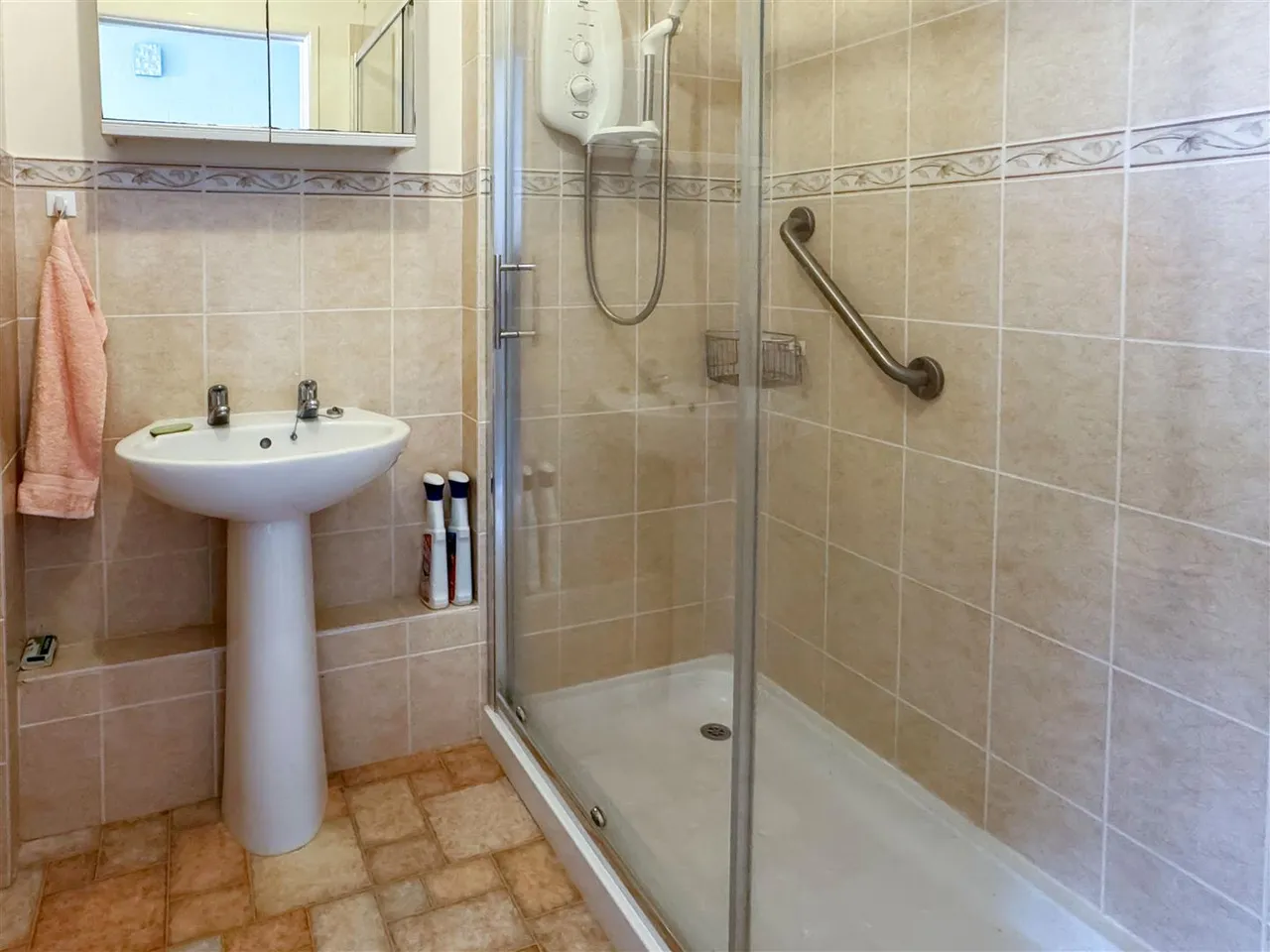 St. Winefrides Road, Littlehampton, photo 4