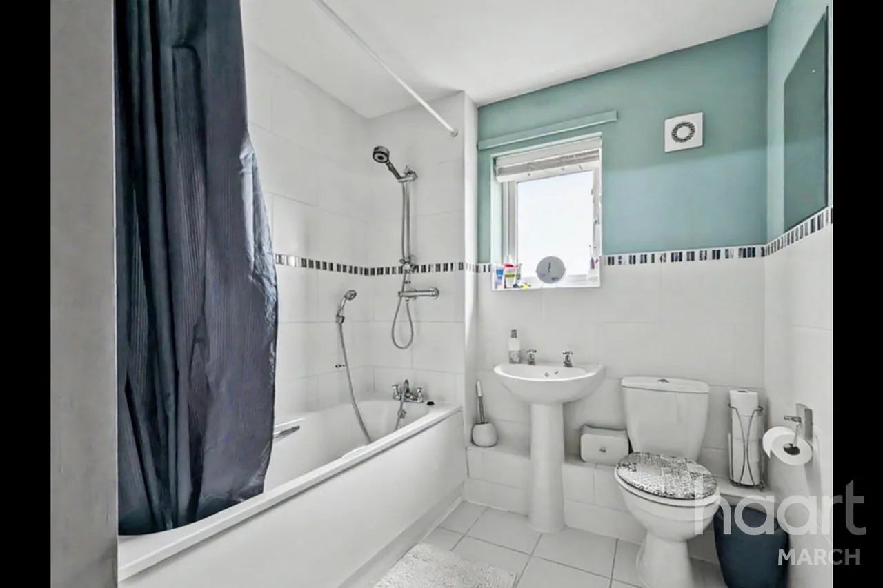 New Road, Chatteris, PE16, photo 13