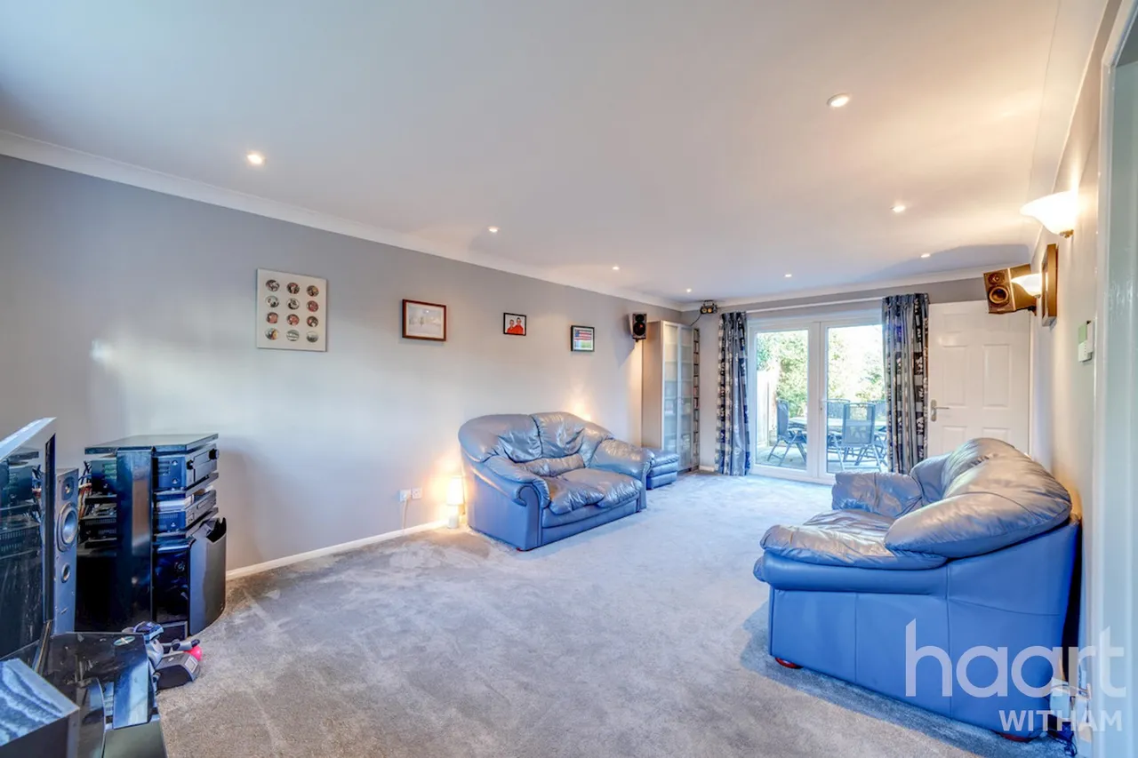 The Paddocks, Witham, CM8, photo 2