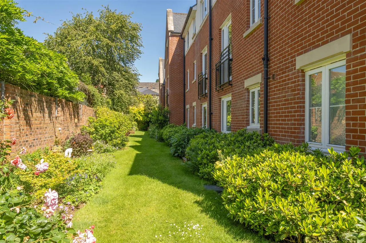 Magdalene Street, Glastonbury, BA6, photo 13