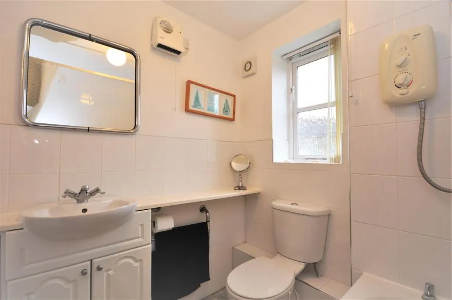 Cavalier Quay, East Cowes, PO32, photo 6