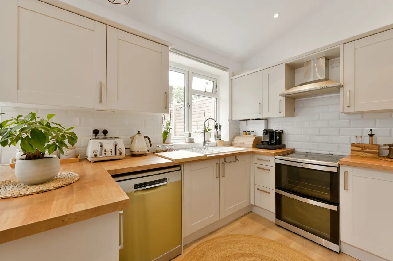 38 Bordars Road, London, photo 5