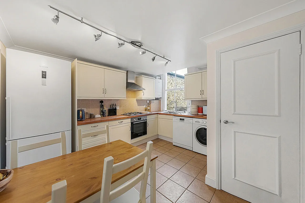 London, SW4, photo 7