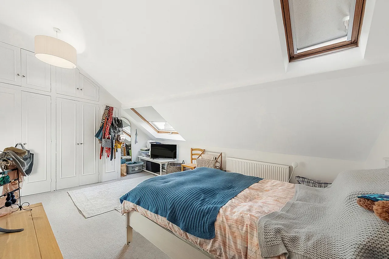 London, SW4, photo 9