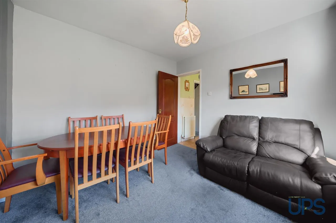 Willowvale Gardens, Stewartstown Road, BT11, photo 9