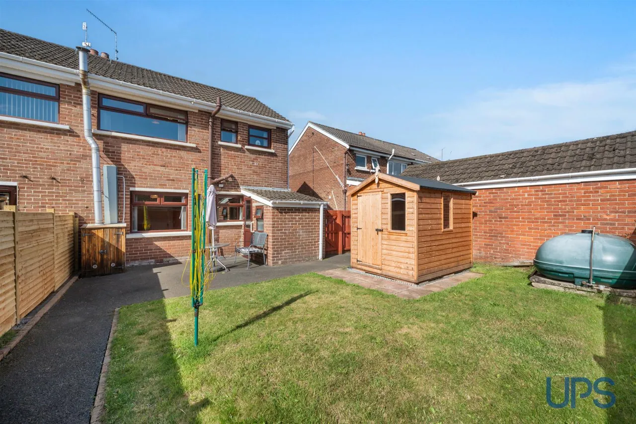 Willowvale Gardens, Stewartstown Road, BT11, photo 27