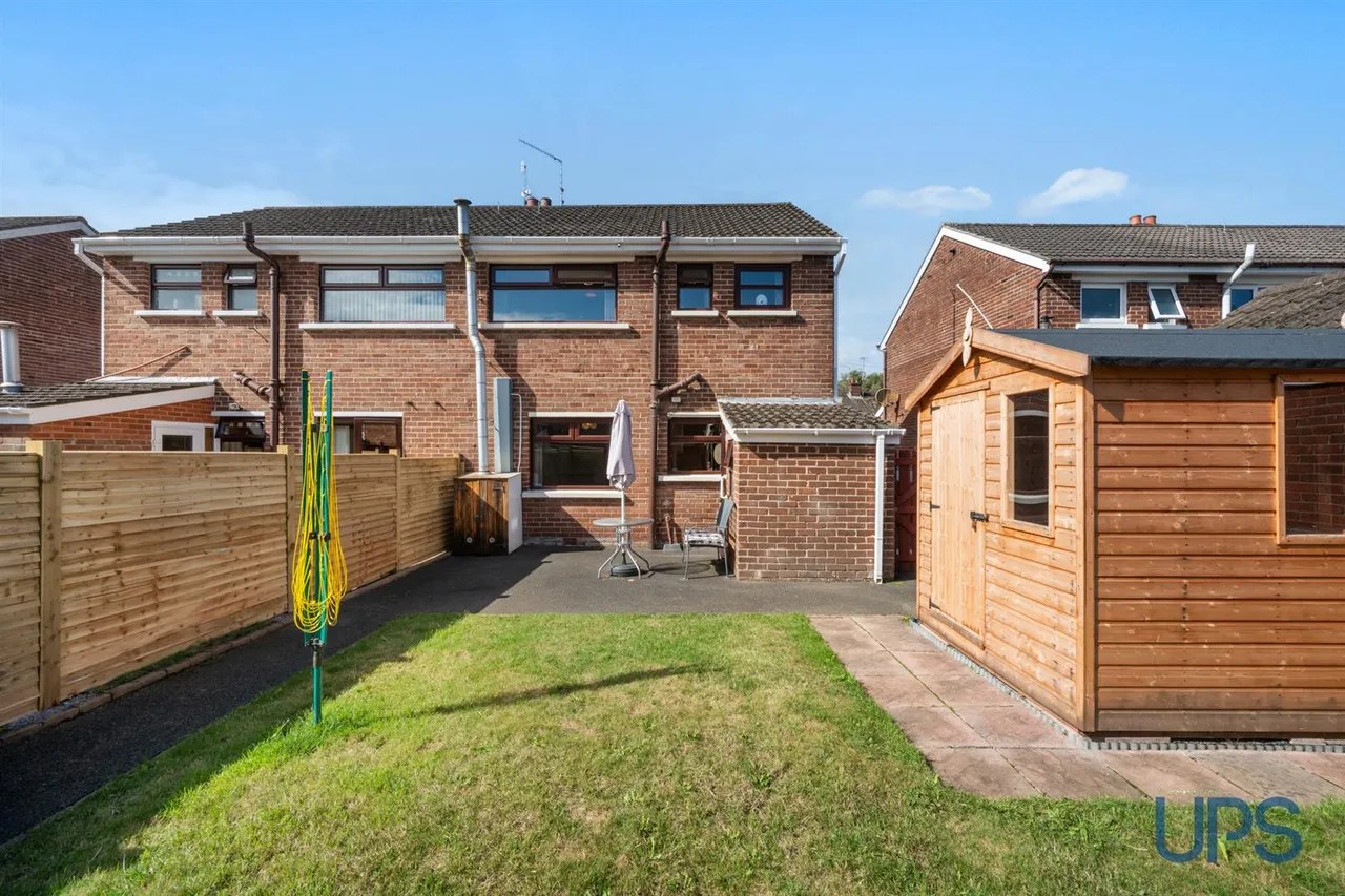 Willowvale Gardens, Stewartstown Road, BT11, photo 29