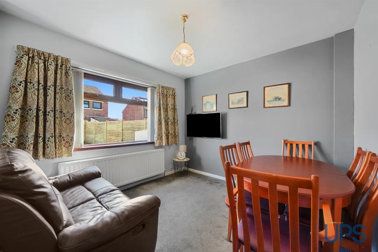 Willowvale Gardens, Stewartstown Road, BT11, photo 8