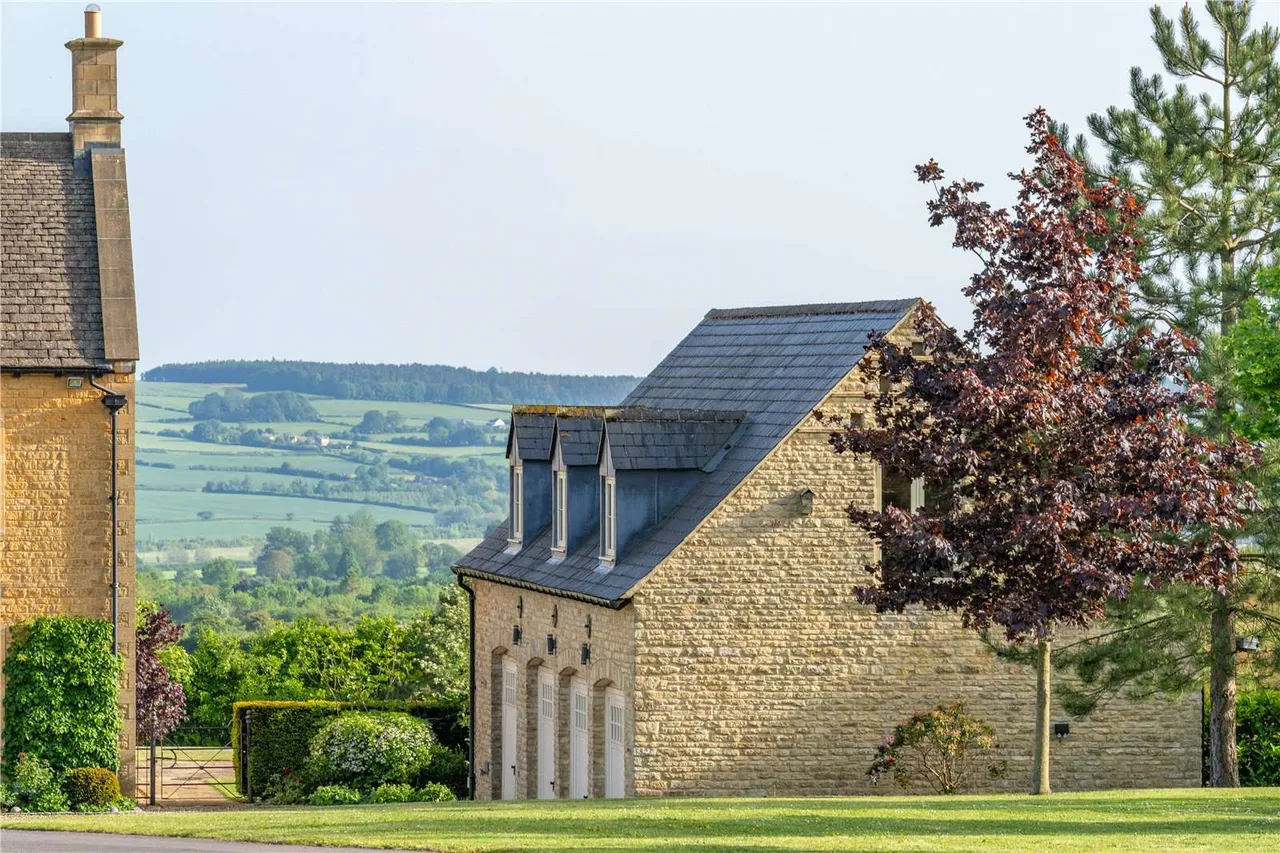Chadlington, Chipping Norton, OX7, photo 25