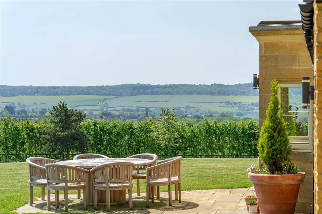 Chadlington, Chipping Norton, OX7, photo 13