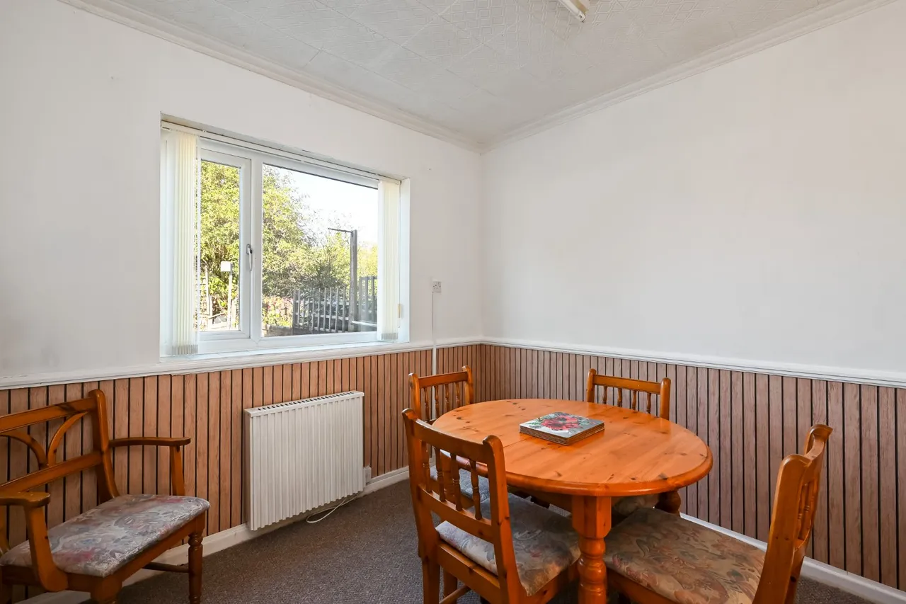 Little Avenue, Clifton, YO30, photo 6