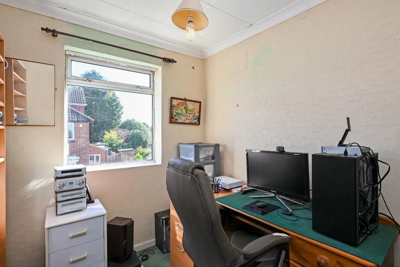 Little Avenue, Clifton, YO30, photo 11