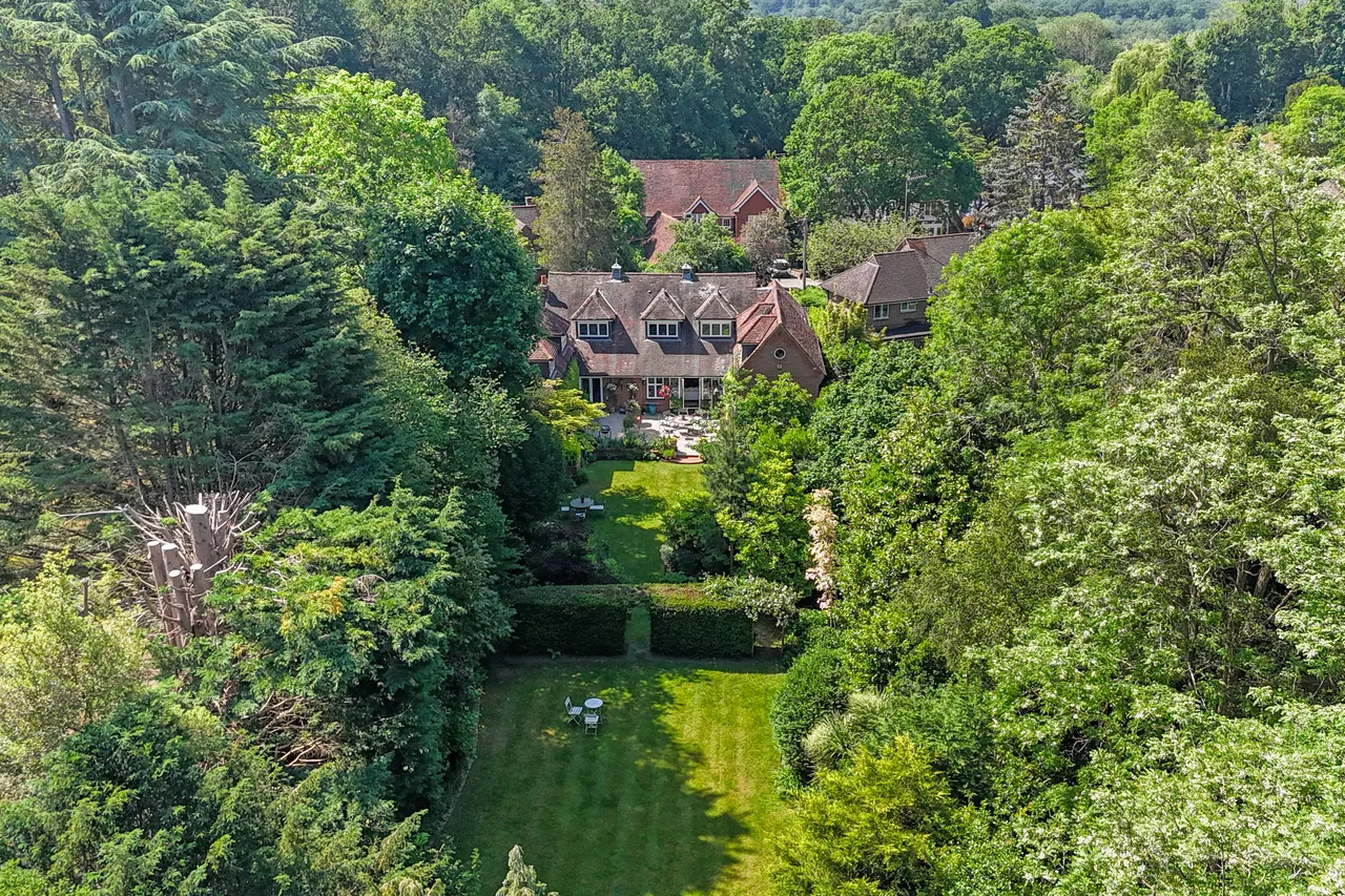 Manor Park, Chislehurst, BR7, photo 26