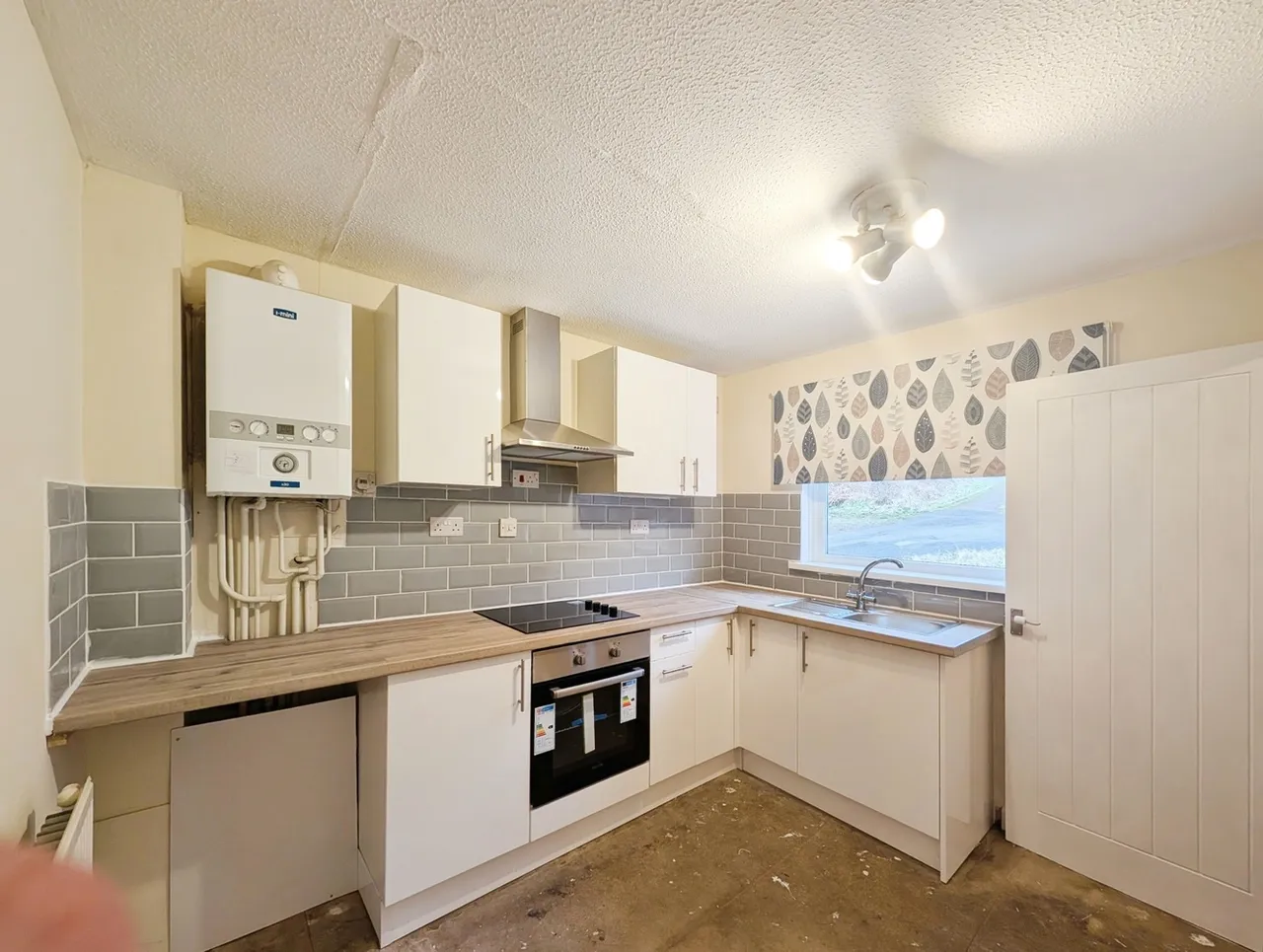 Stanley Street, Senghenydd, Caerphilly, South Glamorgan, photo 4