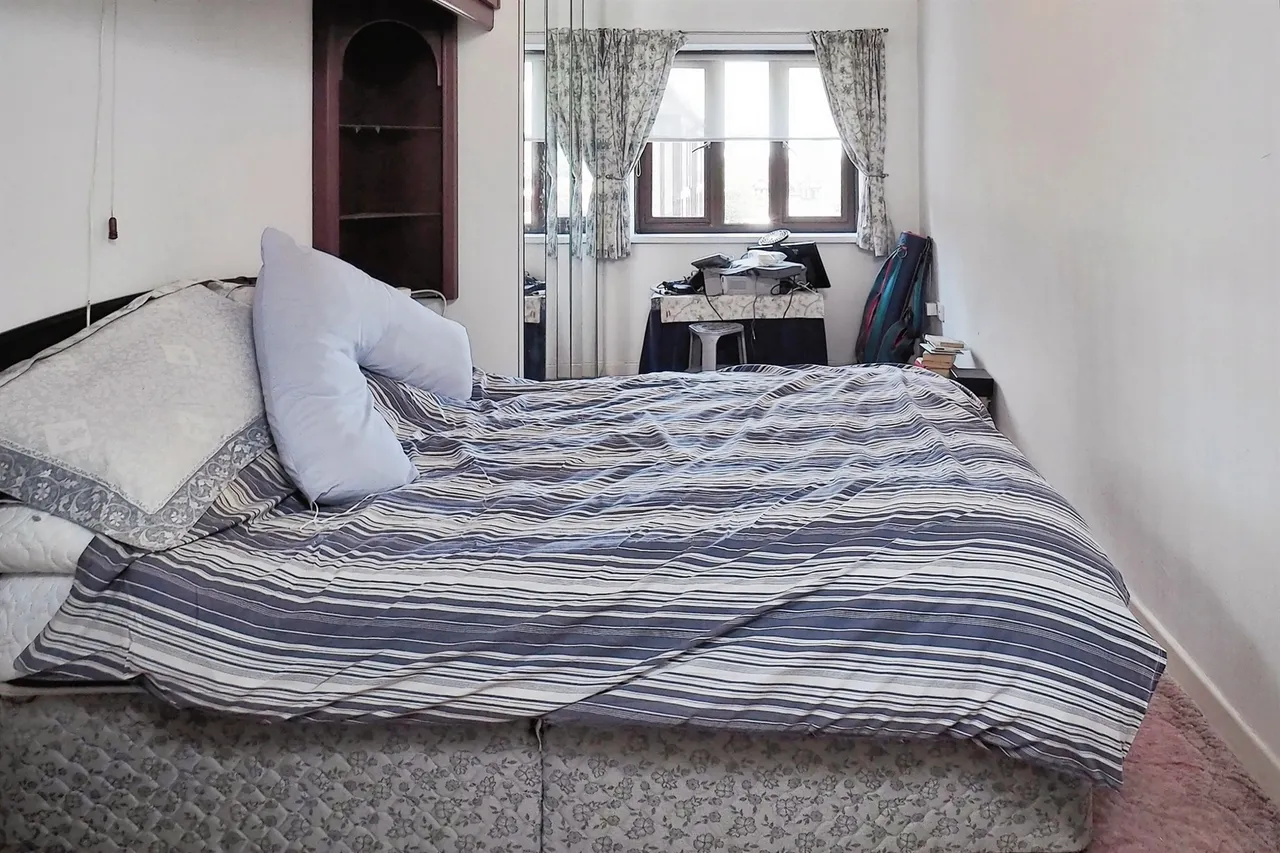 London Road, Amesbury, SP4, photo 6