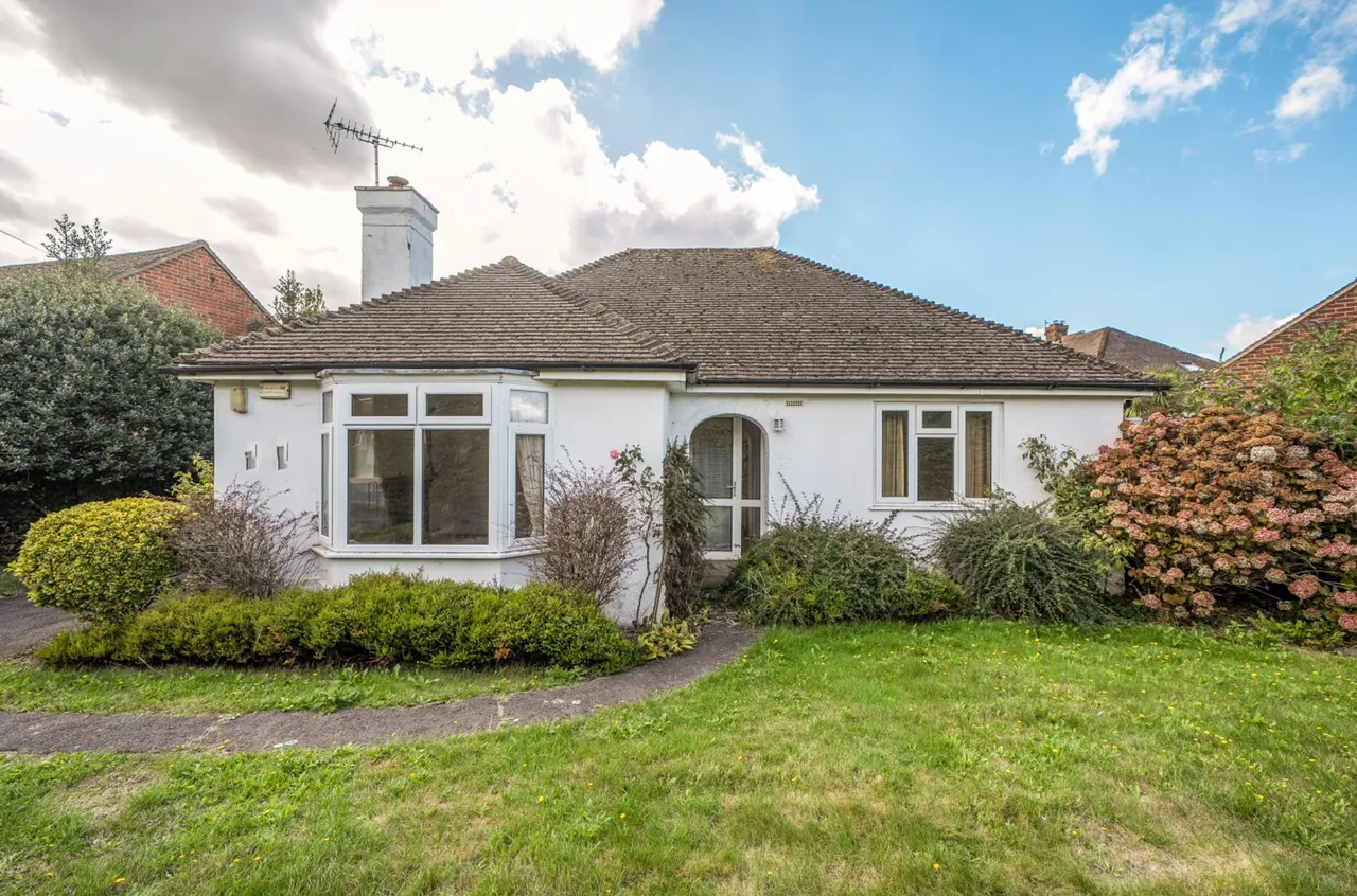 2 bed property for sale, Stockbridge Gardens, Chichester, PO19
