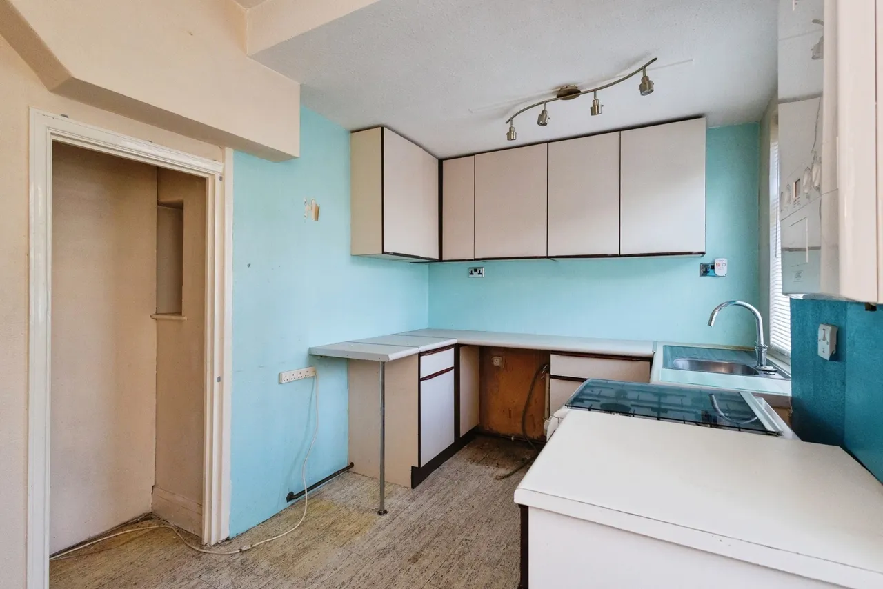Earlston Avenue, Denton, Manchester, Greater Manchester, M34, photo 7