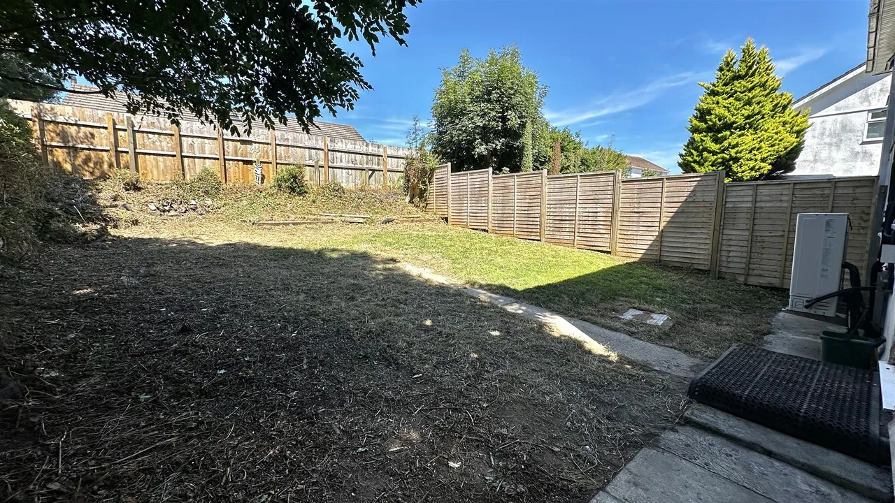 Trecarne Close, St. Austell, photo 14