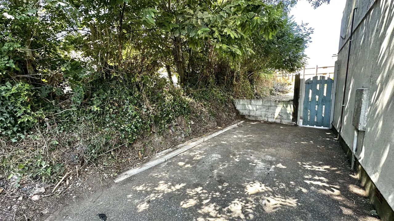 Trecarne Close, St. Austell, photo 15