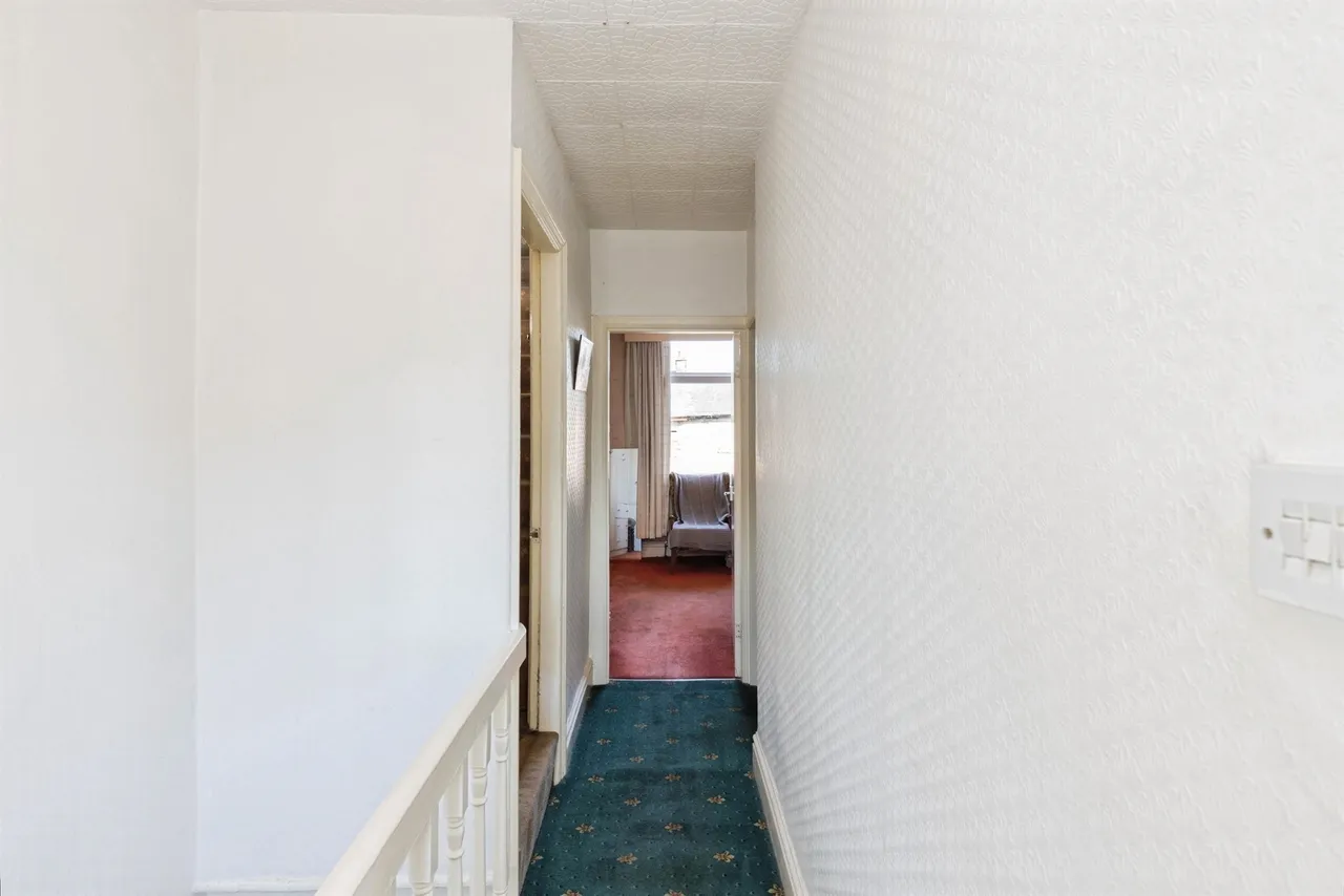Hastings Avenue, Bradford, photo 9