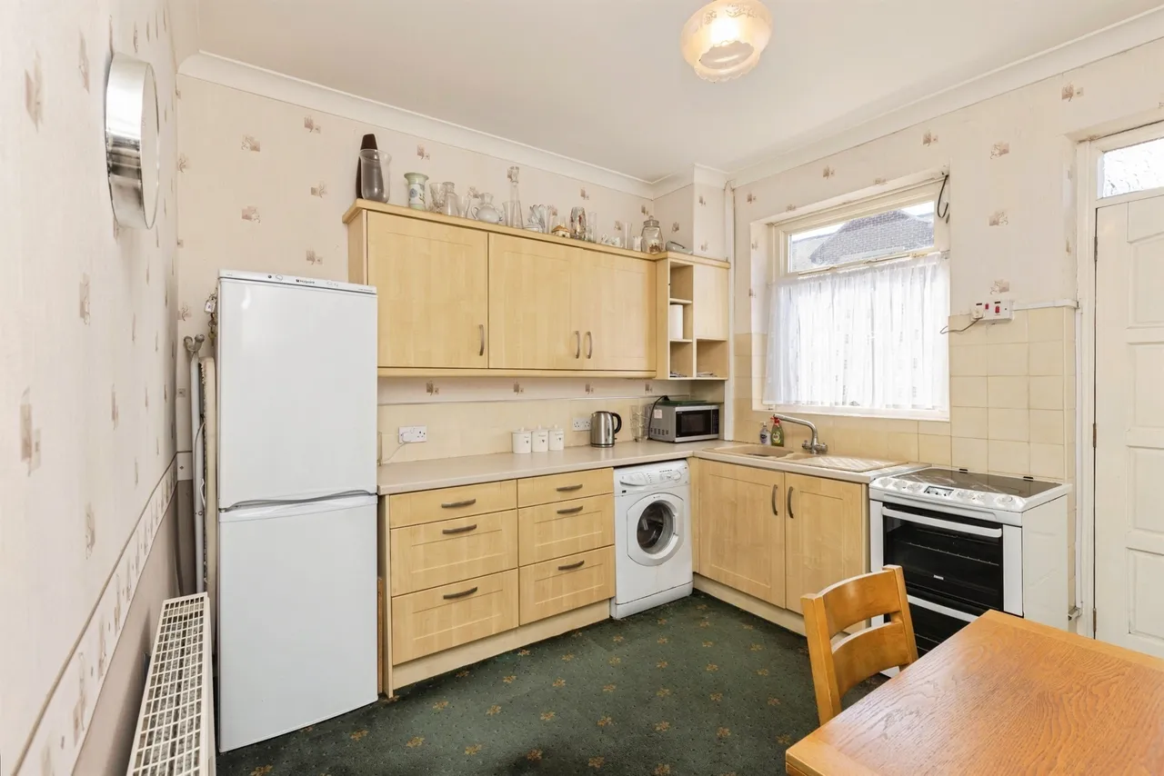 Hastings Avenue, Bradford, photo 6