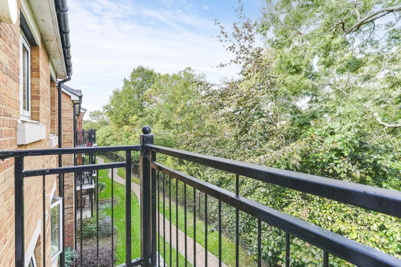 Hertford Road, Enfield, EN3, photo 11
