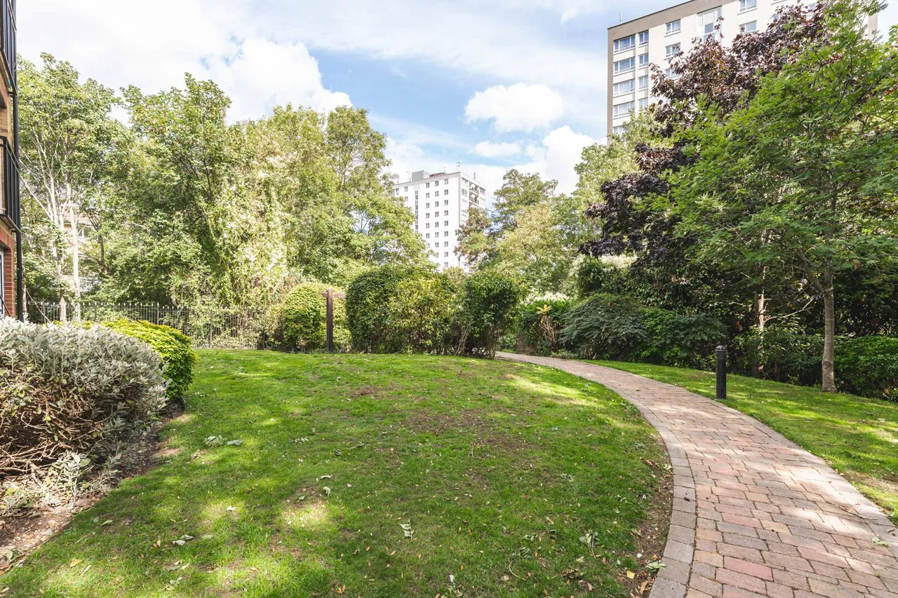 Hertford Road, Enfield, EN3, photo 13