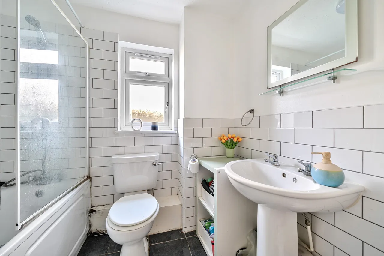 Rabournmead Drive, Northolt, UB5, photo 8