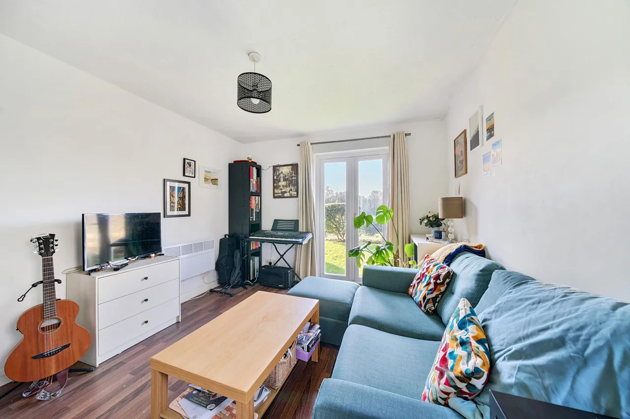 Rabournmead Drive, Northolt, UB5, photo 11