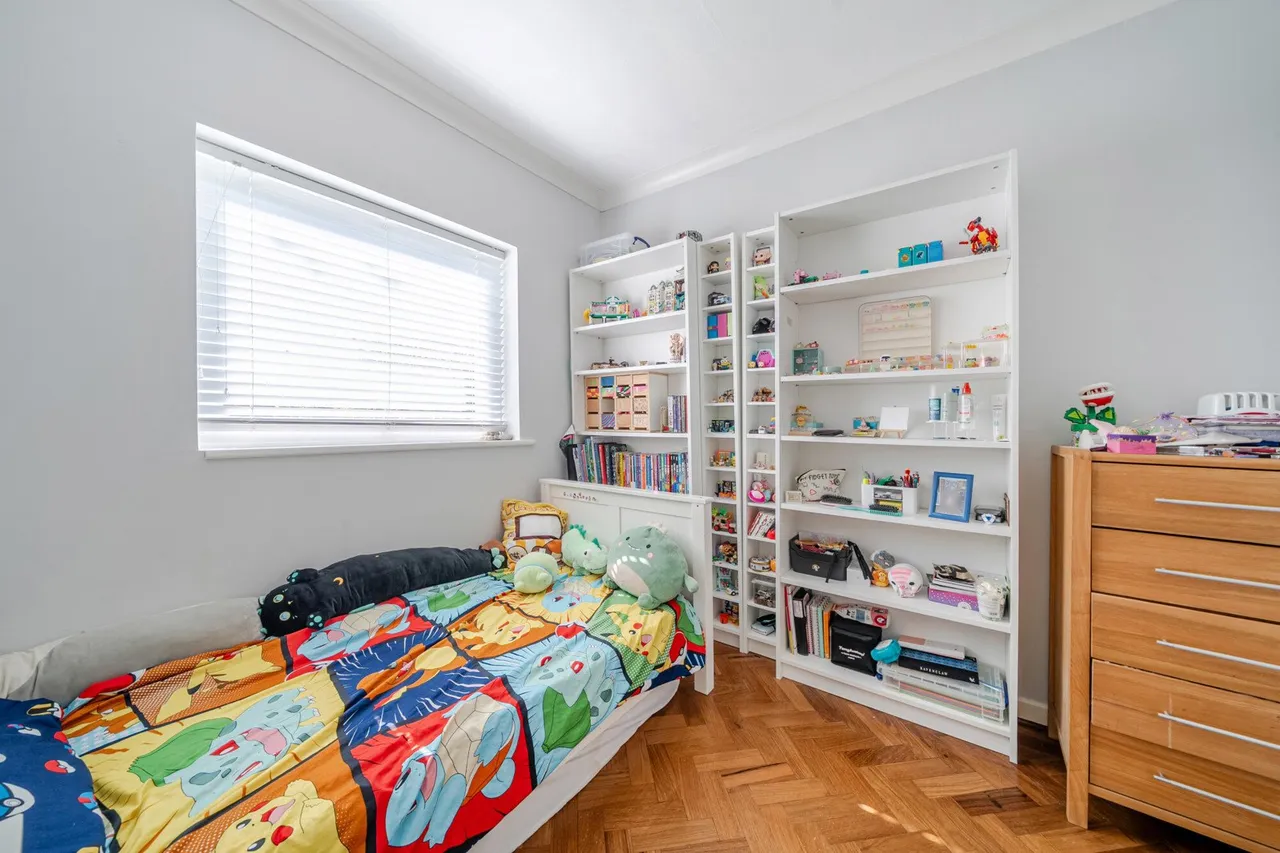 Highwood Close, BR6, photo 8