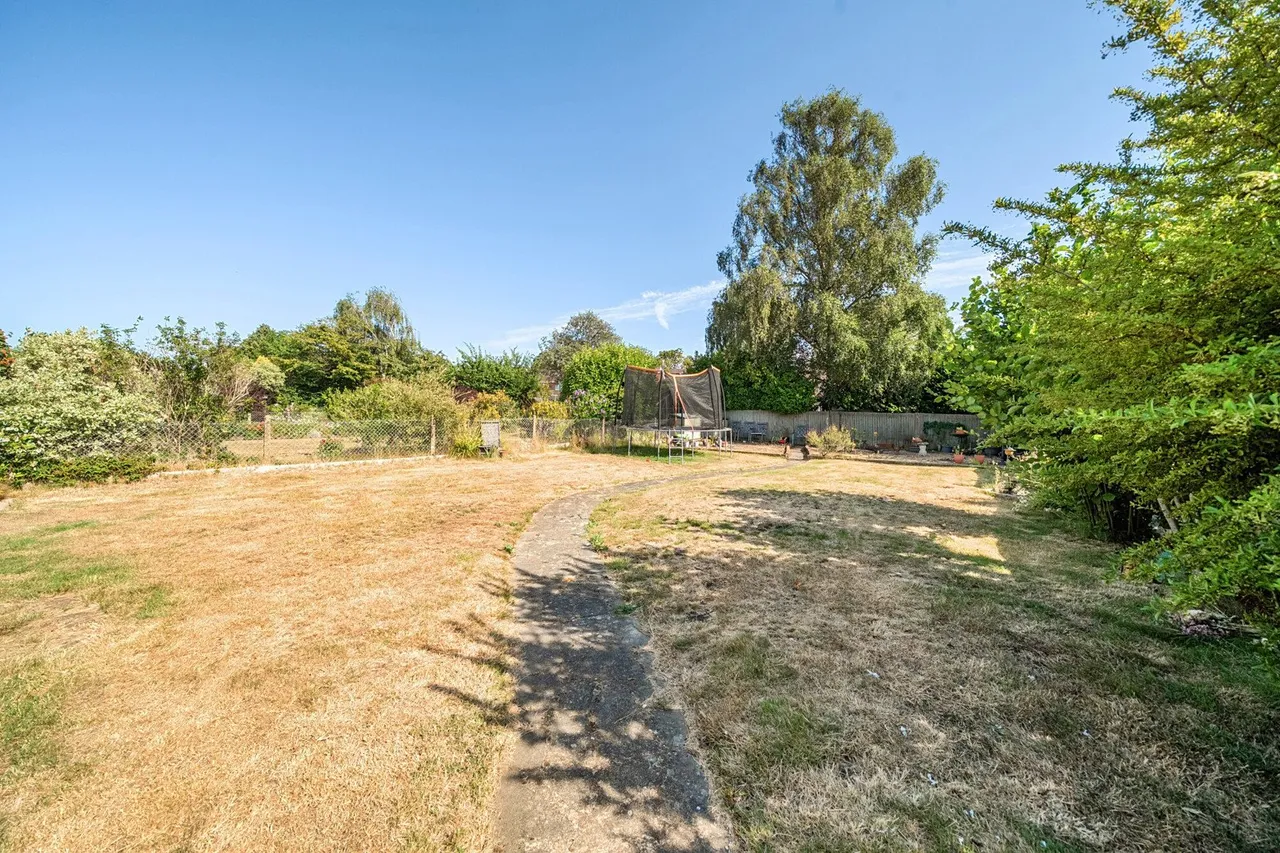 Highwood Close, BR6, photo 17