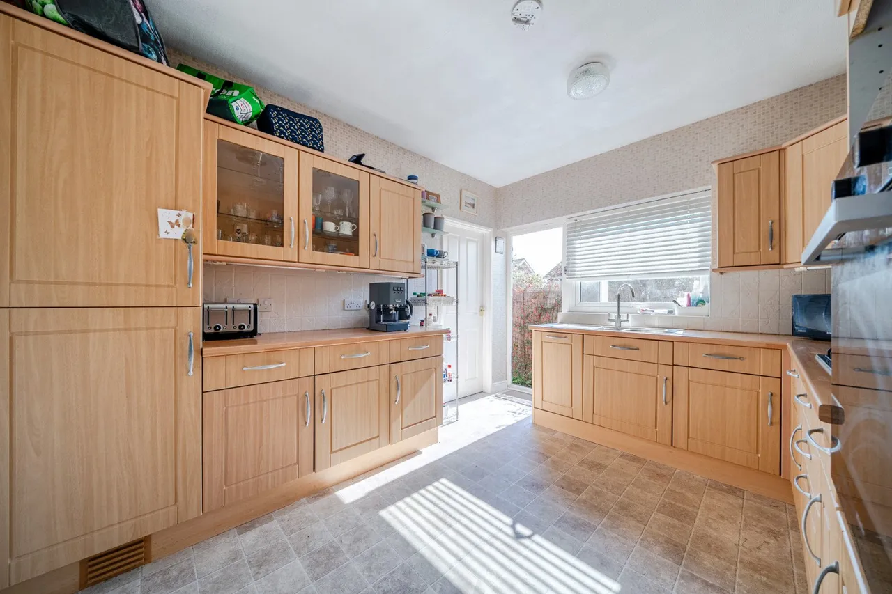 Highwood Close, BR6, photo 4