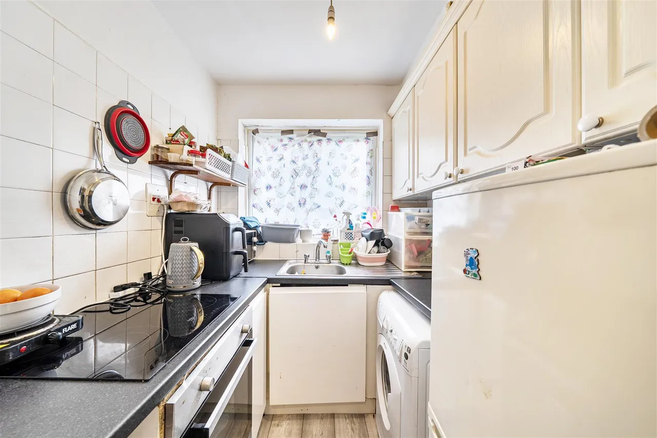 Carlton Avenue East, Wembley, photo 6